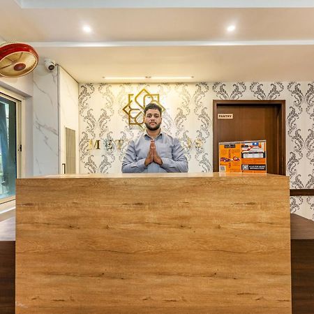Metropolis Business Hotel Панаджи Экстерьер фото