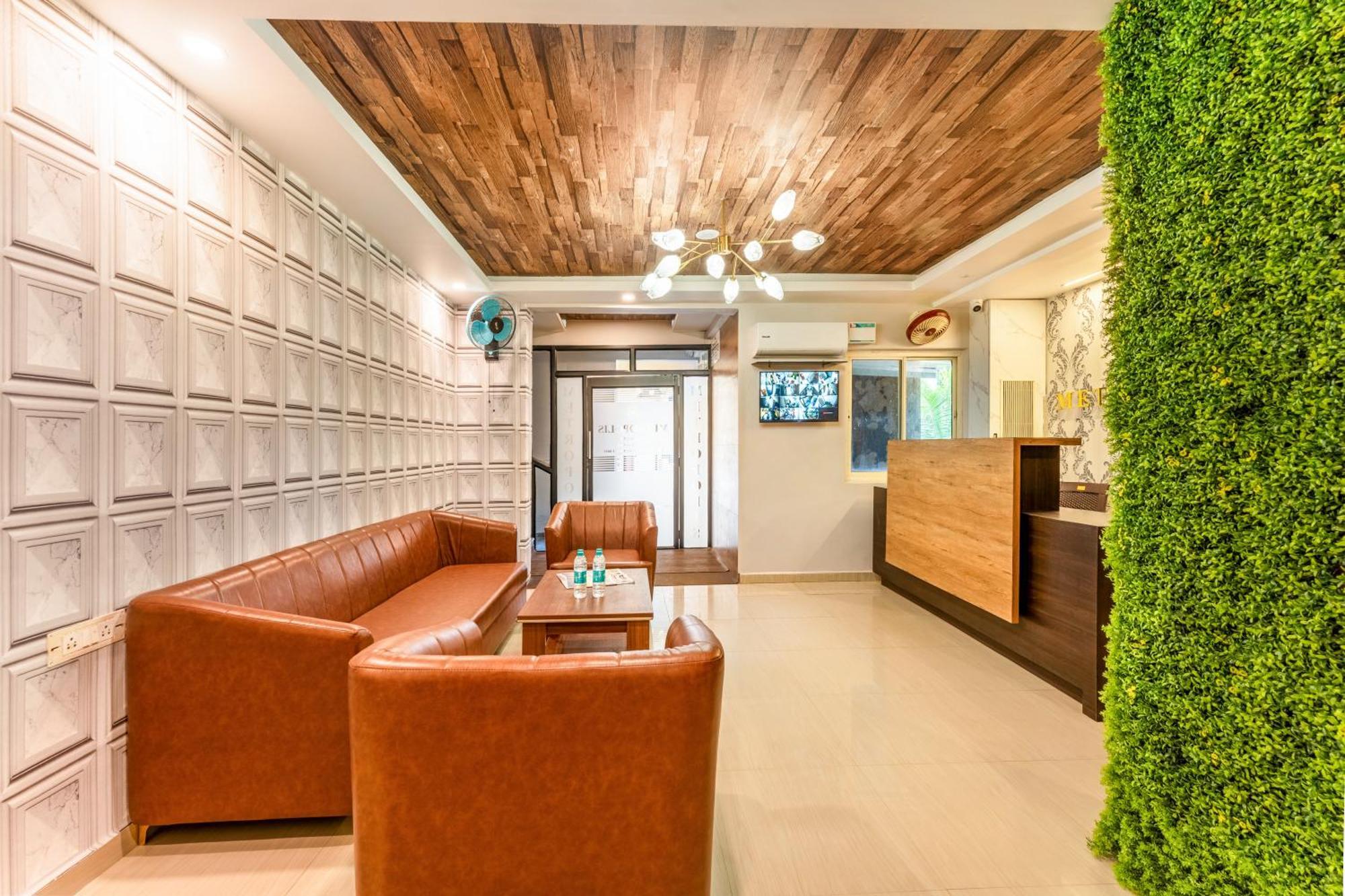 Metropolis Business Hotel Панаджи Экстерьер фото